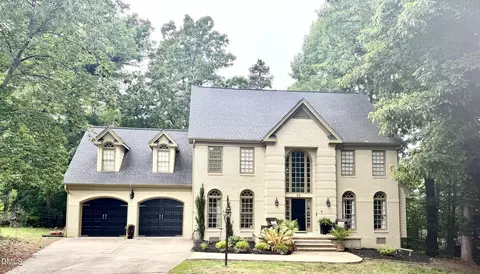 104 Flying Hills Cir, Cary, NC 27513