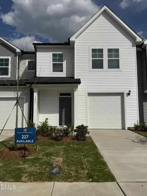3217 Bailey Lake Dr #227, Fuquay Varina, NC 27526