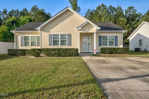 1351 Echo Lake Ln, Rocky Mount, NC 27803
