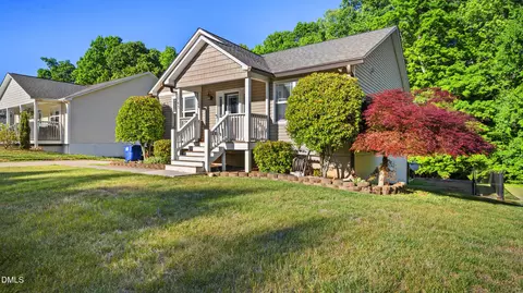 1743 Willa Pl Dr, Kernersville, NC 27284