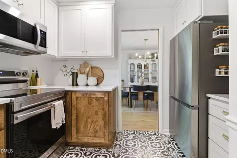 Kitchen - 5234 N Willowhaven Dr, Durham, NC 27712 photo 7 of 8