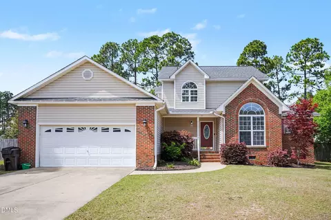 157 Chesapeake Rd, Cameron, NC 28326
