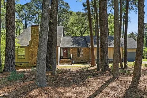 4002 Westfield Dr, Durham, NC 27705 photo 2