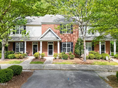 203 Sir William Ln, Rolesville, NC 27571