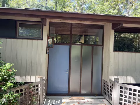1800 Woodburn Rd, Durham, NC 27705