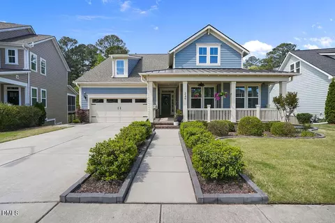 249 Scarlet Tanager Cir, Holly Springs, NC 27540