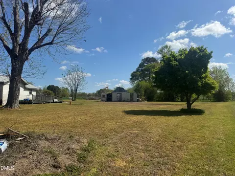 Exterior - 386 Bullard Rd, Autryville, NC 28318 photo 5 of 5