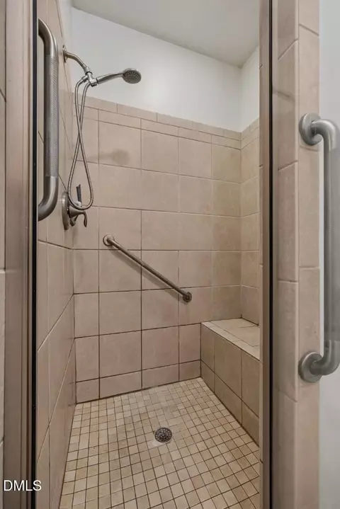Bath - 3818 Heritage Spring Cir, Wake Forest, NC 27587 photo 3 of 9