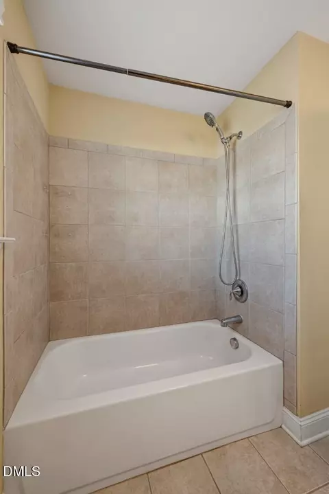 Bath - 3818 Heritage Spring Cir, Wake Forest, NC 27587 photo 8 of 9