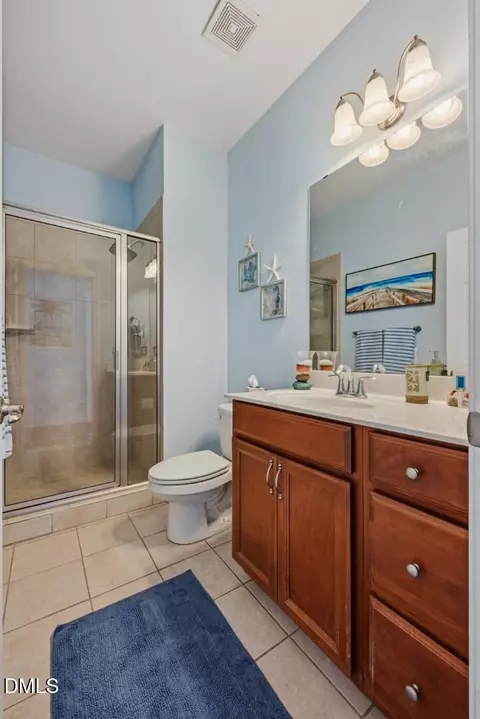 Bath - 3818 Heritage Spring Cir, Wake Forest, NC 27587 photo 4 of 9