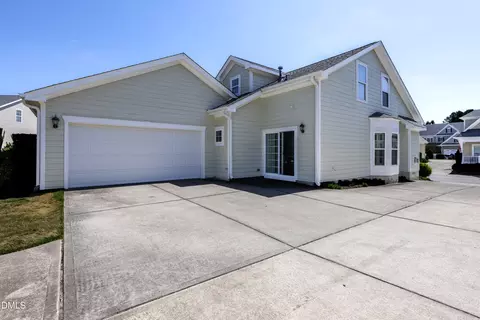 Exterior - 3818 Heritage Spring Cir, Wake Forest, NC 27587 photo 4 of 5