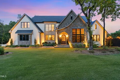 8719 Bells Lake Rd, Apex, NC 27539