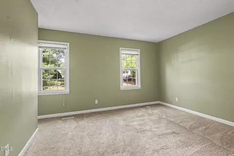 Bedroom - 4009 Olde Coach Rd, Durham, NC 27707 photo 4 of 6