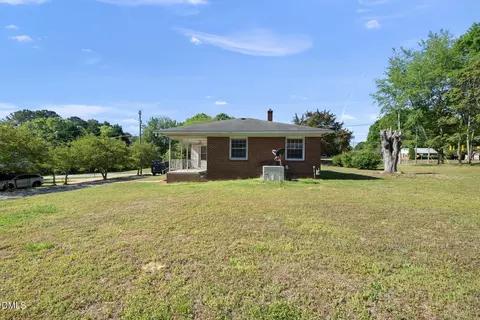 Exterior - 709 Wait Ave, Wake Forest, NC 27587 photo 1 of 5