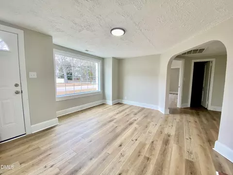 Living - 414 W Main St, Selma, NC 27576 photo 2 of 8