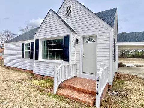 Exterior - 414 W Main St, Selma, NC 27576 photo 3 of 8