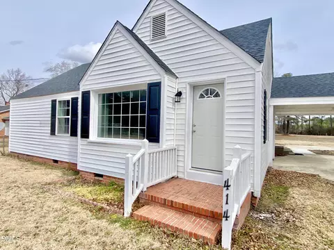 414 W Main St, Selma, NC 27576 photo 3