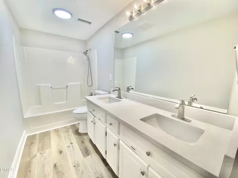 414 W Main St, Selma, NC 27576 photo 14