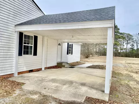 414 W Main St, Selma, NC 27576 photo 5