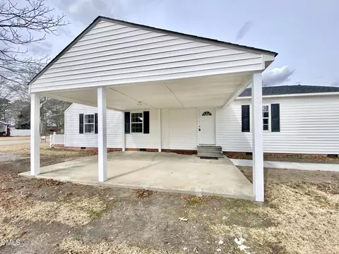 414 W Main St, Selma, NC 27576 photo 6