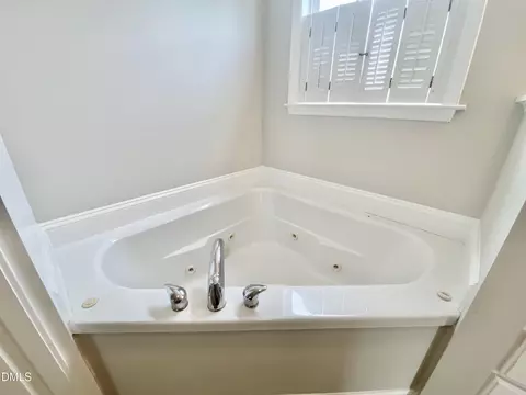 414 W Main St, Selma, NC 27576 photo 35