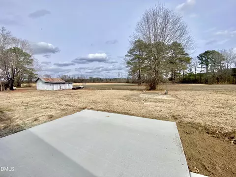 414 W Main St, Selma, NC 27576 photo 9