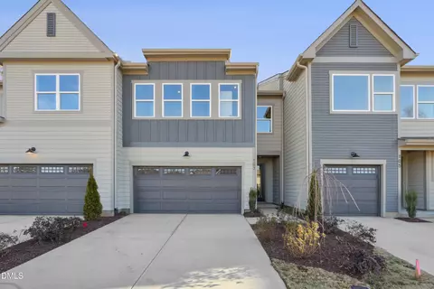 256 Oak Summit Pl, Chapel Hill, NC 27516