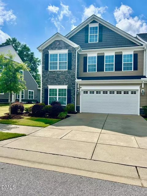 553 Barneswyck Dr, Fuquay Varina, NC 27526
