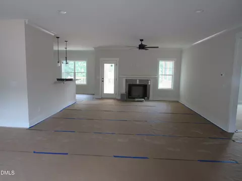 Living - 317 Coats Ridge Dr, Benson, NC 27504 photo 2 of 8