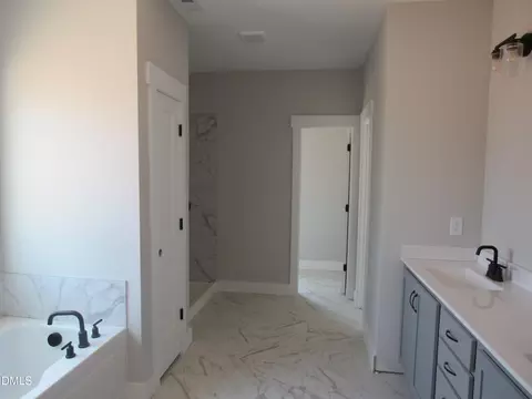Bath - 317 Coats Ridge Dr, Benson, NC 27504 photo 1 of 3