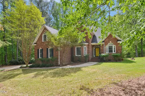 4605 Bartwood Dr, Raleigh, NC 27613