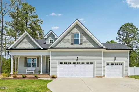 15 Arbor Dr, Youngsville, NC 27596