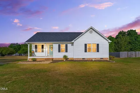1101 Live Oak Rd, Coats, NC 27521