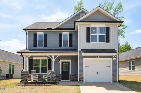 223 Crawford Pkwy, Clayton, NC 27520