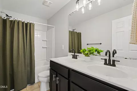 Bath - 704 Stackhurst Way, Wake Forest, NC 27587 photo 4 of 4