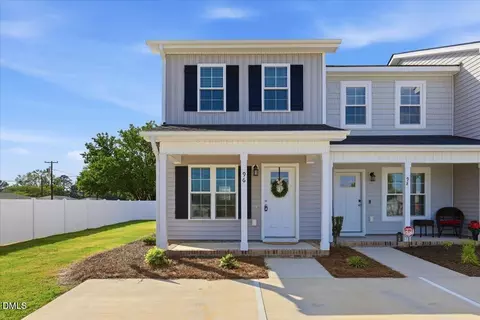 96 Linda St, Princeton, NC 27569