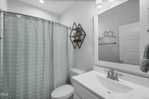 Bath - 217 Kavanaugh Rd, Wake Forest, NC 27587 photo 3 of 4