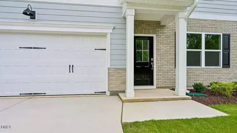 721 Sparkling Pear Dr, Willow Springs, NC 27592 photo 4