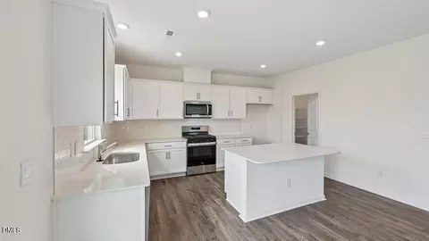 721 Sparkling Pear Dr, Willow Springs, NC 27592 photo 8