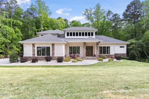 425 Ocoee Falls Dr, Chapel Hill, NC 27517