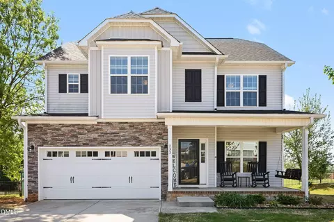 233 Pond Mountain Dr, Clayton, NC 27520