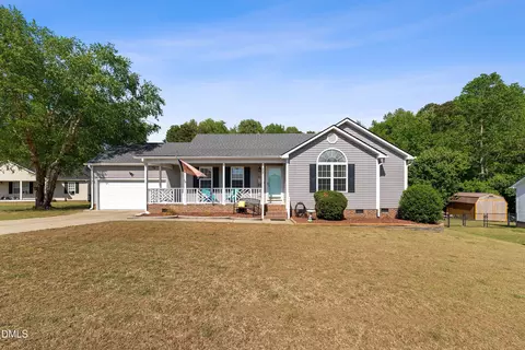 253 Skylar Ln, Four Oaks, NC 27524
