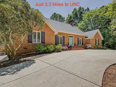 12 Lanier Dr, Chapel Hill, NC 27517