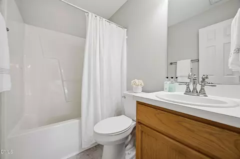 Bath - 4408 Nightfall Ct, Durham, NC 27713 photo 1 of 2