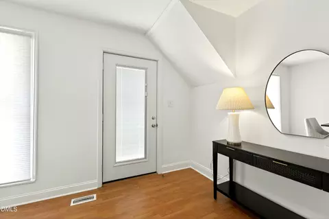 Entry Way - 913 Washington St, Durham, NC 27701 photo 1 of 2