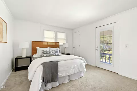 Bedroom - 913 Washington St, Durham, NC 27701 photo 2 of 5