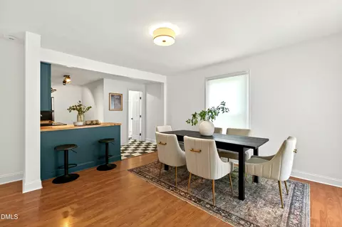 Dining - 913 Washington St, Durham, NC 27701 photo 3 of 3