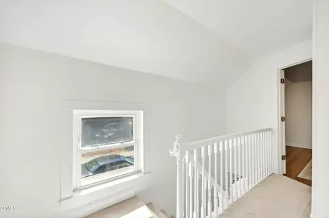 Entry Way - 913 Washington St, Durham, NC 27701 photo 2 of 2