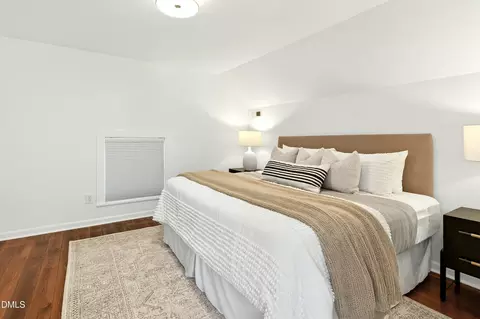 Bedroom - 913 Washington St, Durham, NC 27701 photo 4 of 5