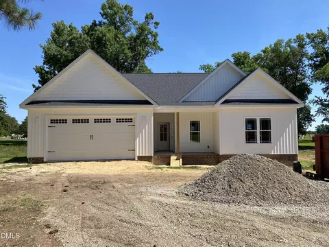 505 N Hillandale Dr, Fremont, NC 27830